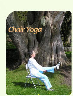 Yoga auf dem Stuhl